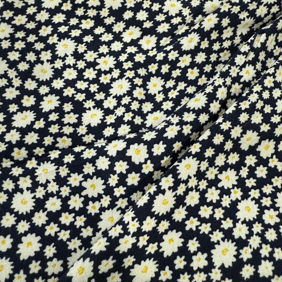 Sézane Floral Wrap Skort – Navy & White Daisies – Size 36 - Picture 5 of 7